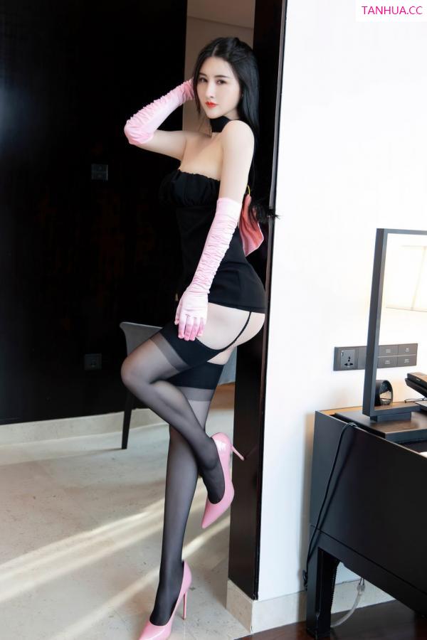 陈诗诗 诗诗 [XiuRen]高清写真图 2022.03.09 No.4692 诗诗kiki第14张图片